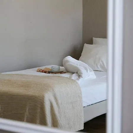 Monopol - Station 4* Frankfurt am Main