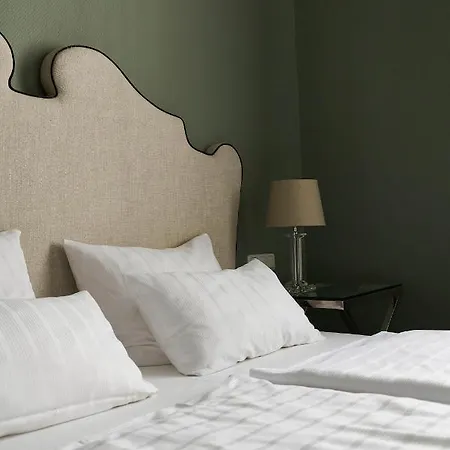 Monopol - Station 4* Frankfurt am Main