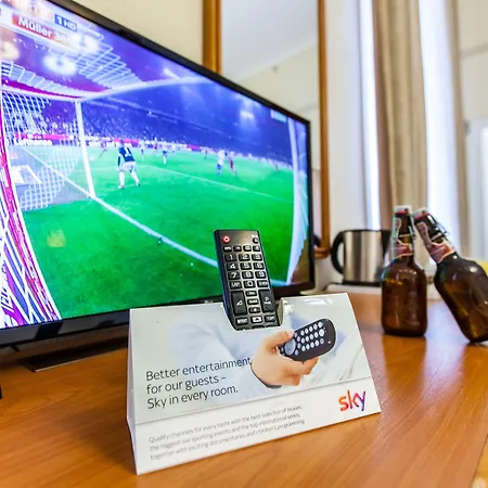 Monopol - Station Hotel