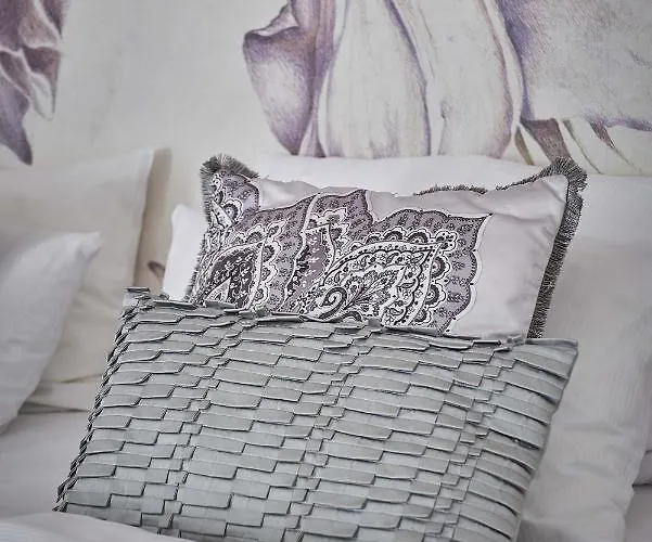 Szálloda Monopol - Station Frankfurt am Main