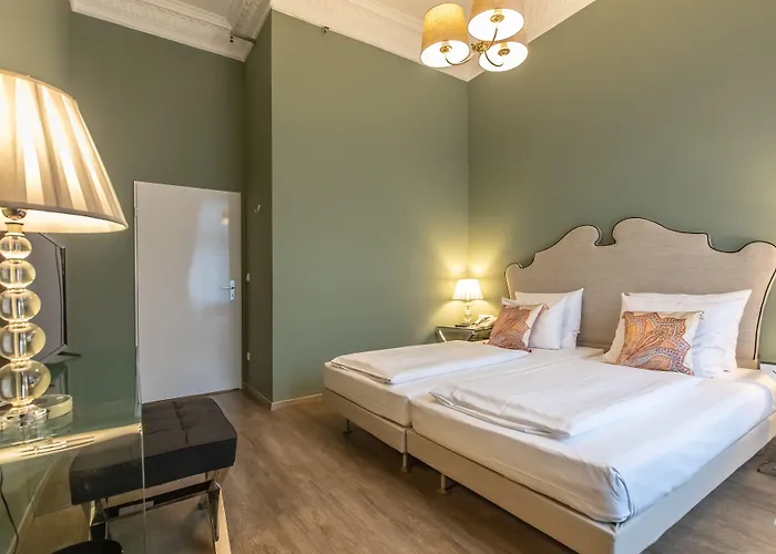 Monopol - Station Hotell Frankfurt am Main