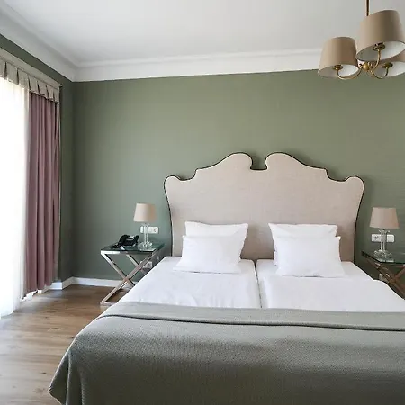 فندق Monopol - Station