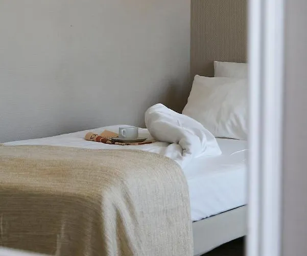 Monopol - Station 4* פרנקפורט