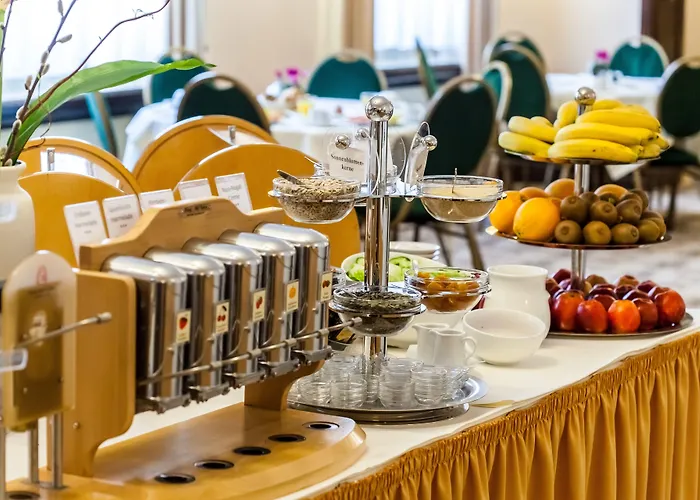 Monopol - Station 酒店